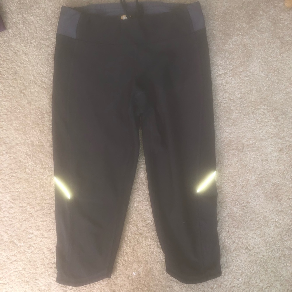 lucy crop black leggings